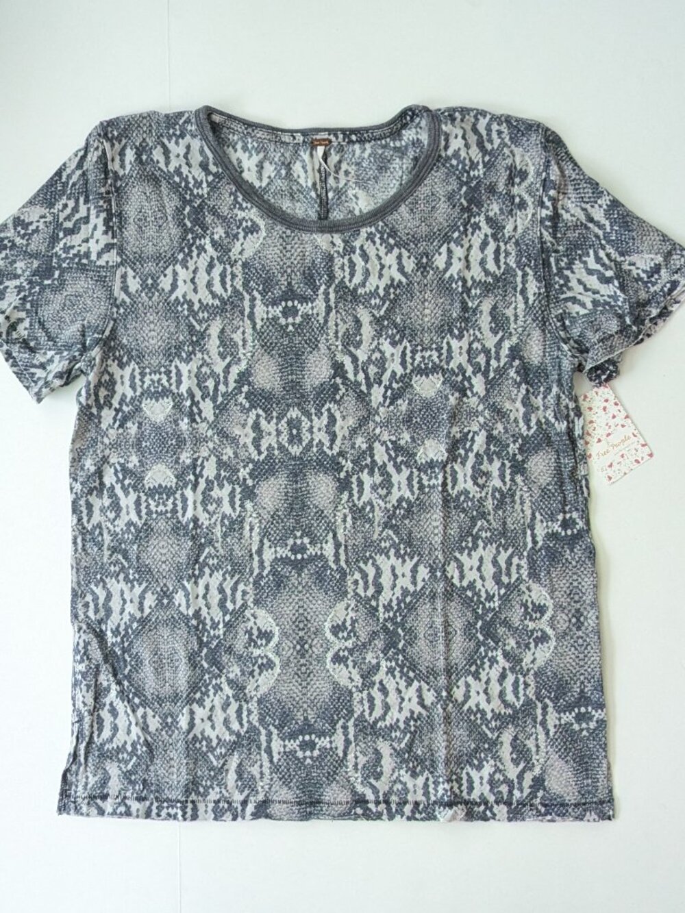 Free People Tourist Short Sleeve Tee Grey Snake Womens Small